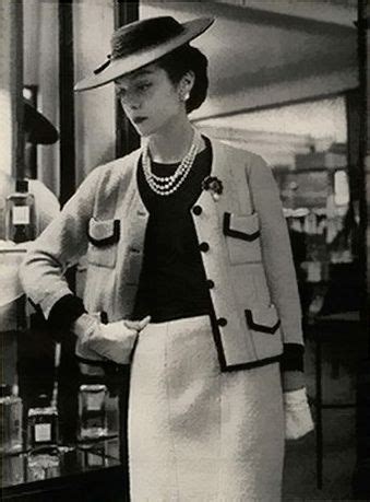 mademoiselle Chanel suit